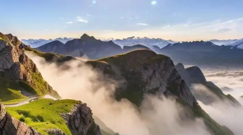 上海优贸购电商科技有限公司轮播图4